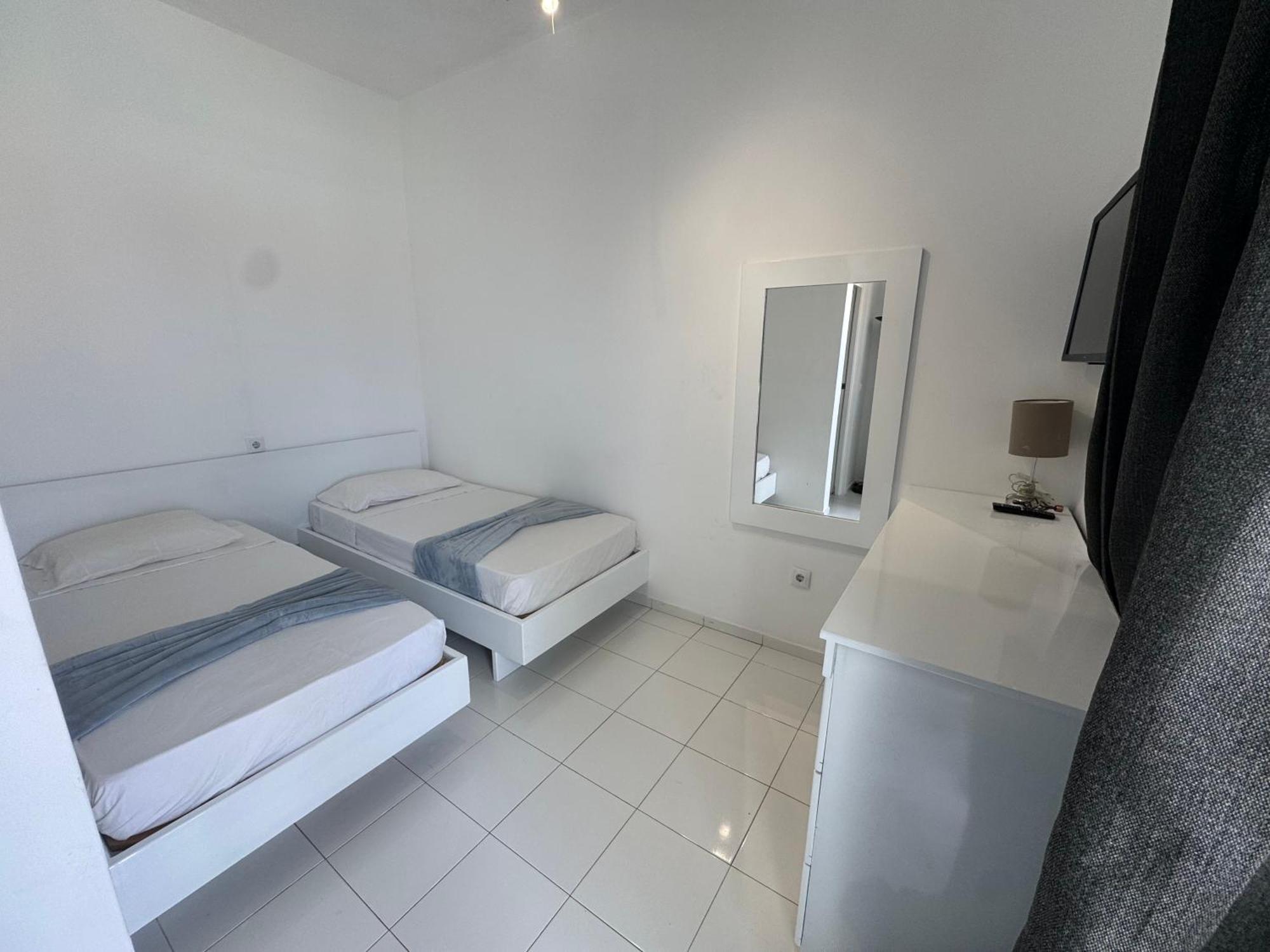 Academico Do Sal Hostel Espargos Ngoại thất bức ảnh