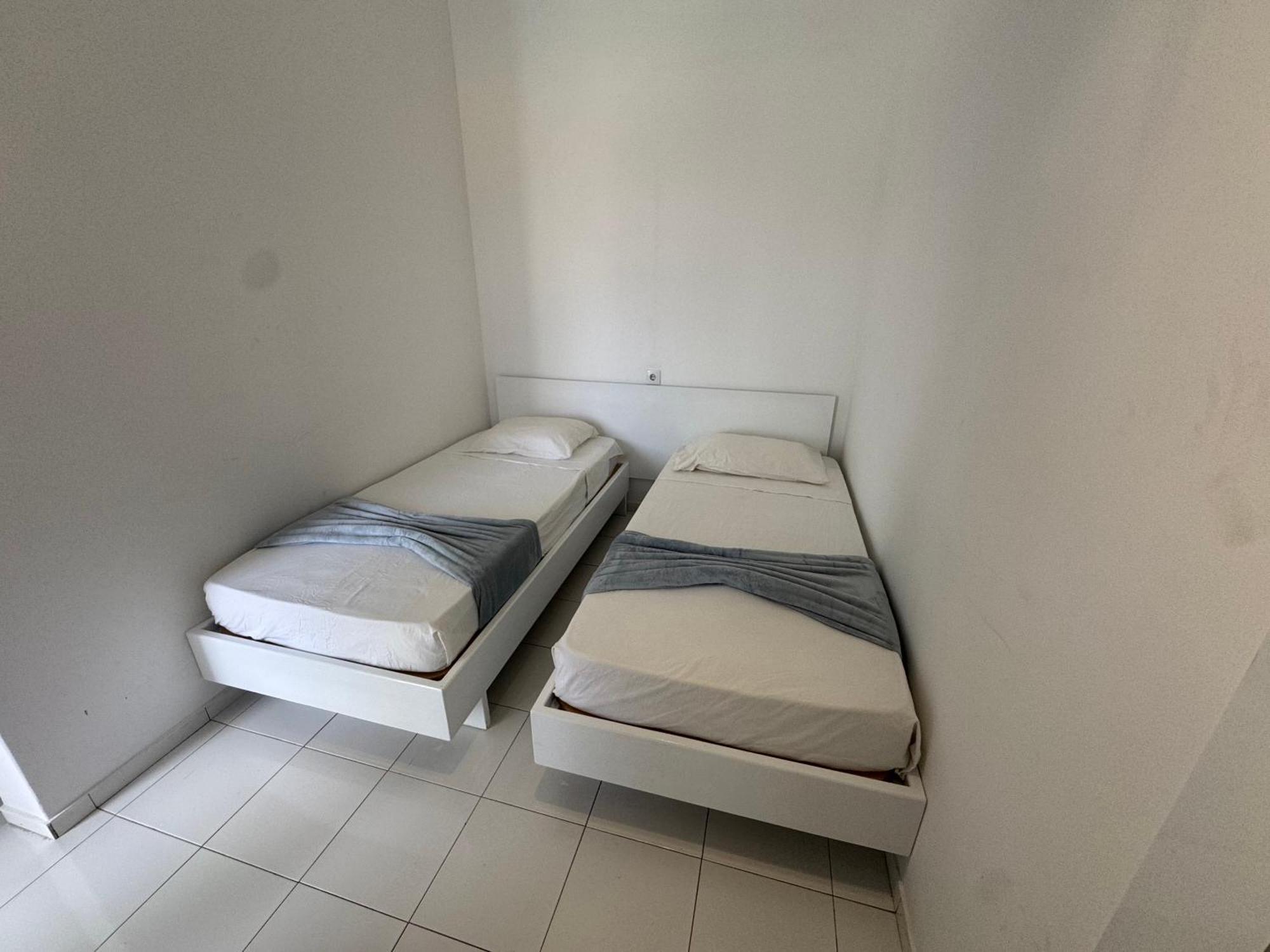 Academico Do Sal Hostel Espargos Ngoại thất bức ảnh